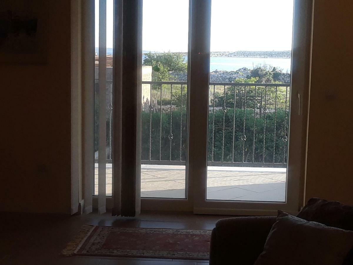 Water View Brand New Apartment, Short Stroll To Beach, Peaceful! Kosljun Экстерьер фото