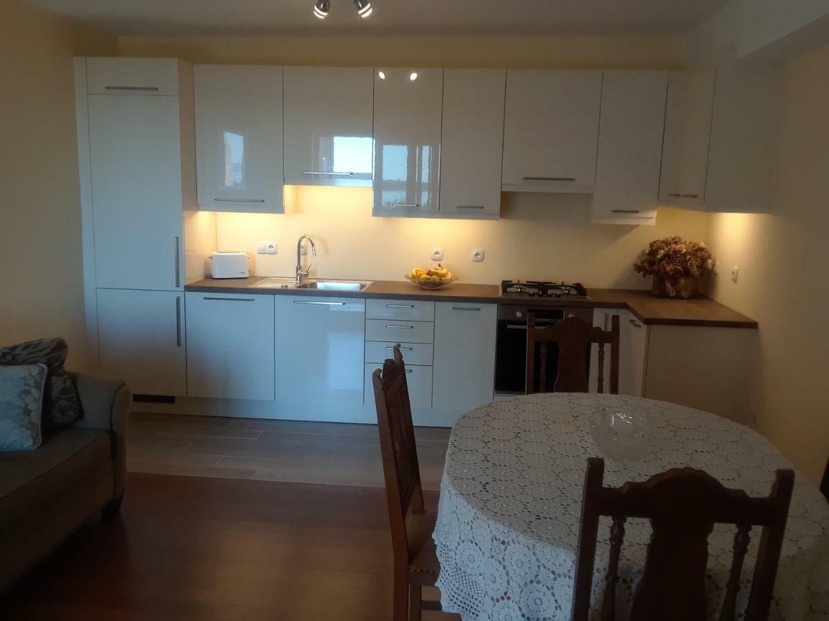 Water View Brand New Apartment, Short Stroll To Beach, Peaceful! Kosljun Экстерьер фото