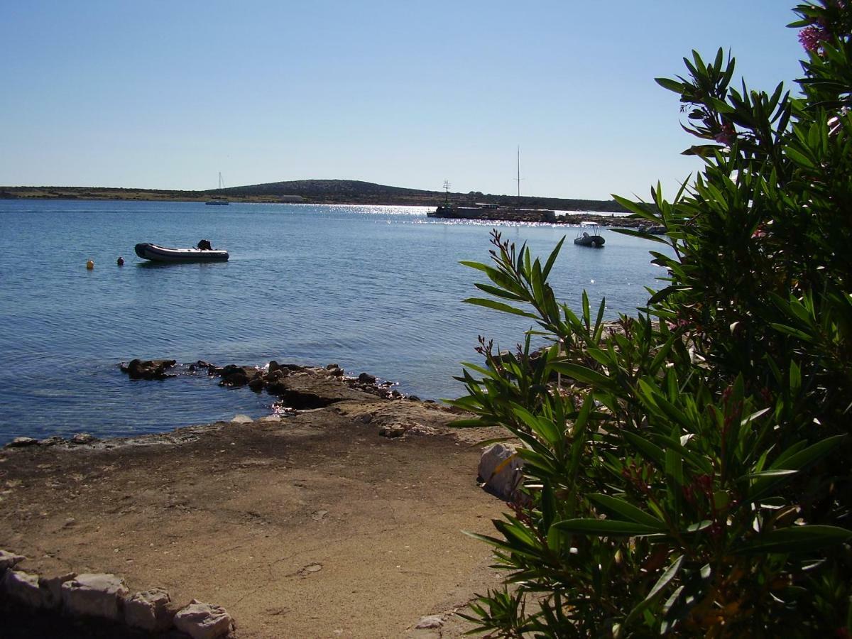 Water View Brand New Apartment, Short Stroll To Beach, Peaceful! Kosljun Экстерьер фото