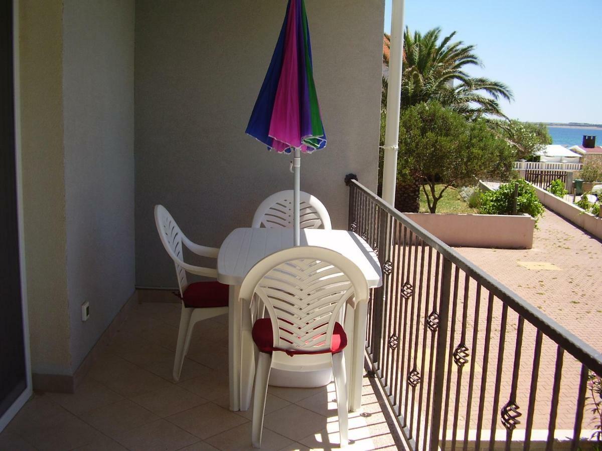Water View Brand New Apartment, Short Stroll To Beach, Peaceful! Kosljun Экстерьер фото