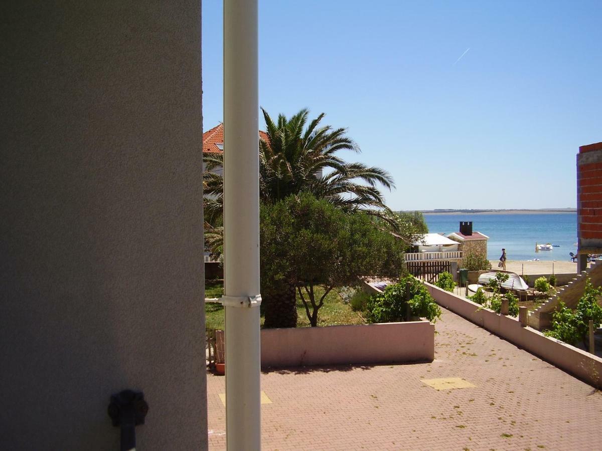 Water View Brand New Apartment, Short Stroll To Beach, Peaceful! Kosljun Экстерьер фото