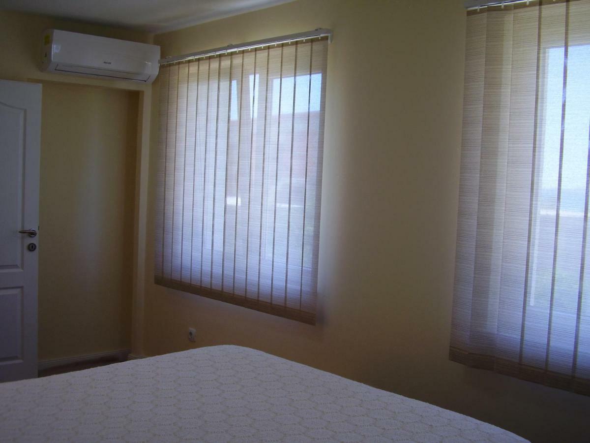 Water View Brand New Apartment, Short Stroll To Beach, Peaceful! Kosljun Экстерьер фото